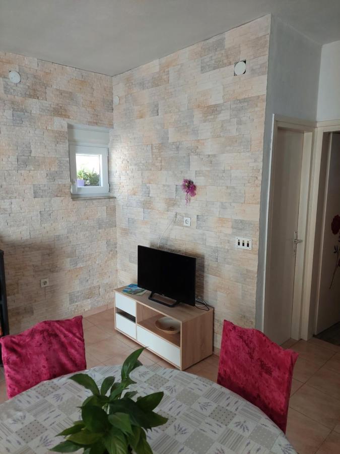 Apartman Lucija Seline Buitenkant foto